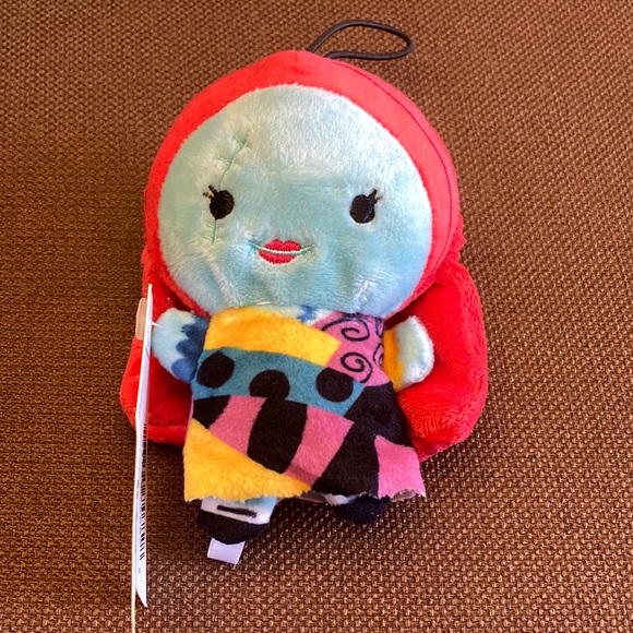 ⚜️Sally NBC Hallmark Mini Plush Ornament! NWT! - Picture 2 of 6